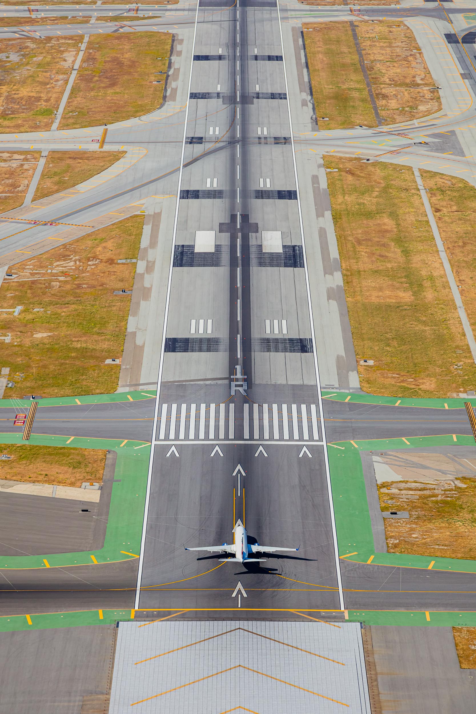 San Francisco International Airport Aerial Photography Runway Takeoff Delta 