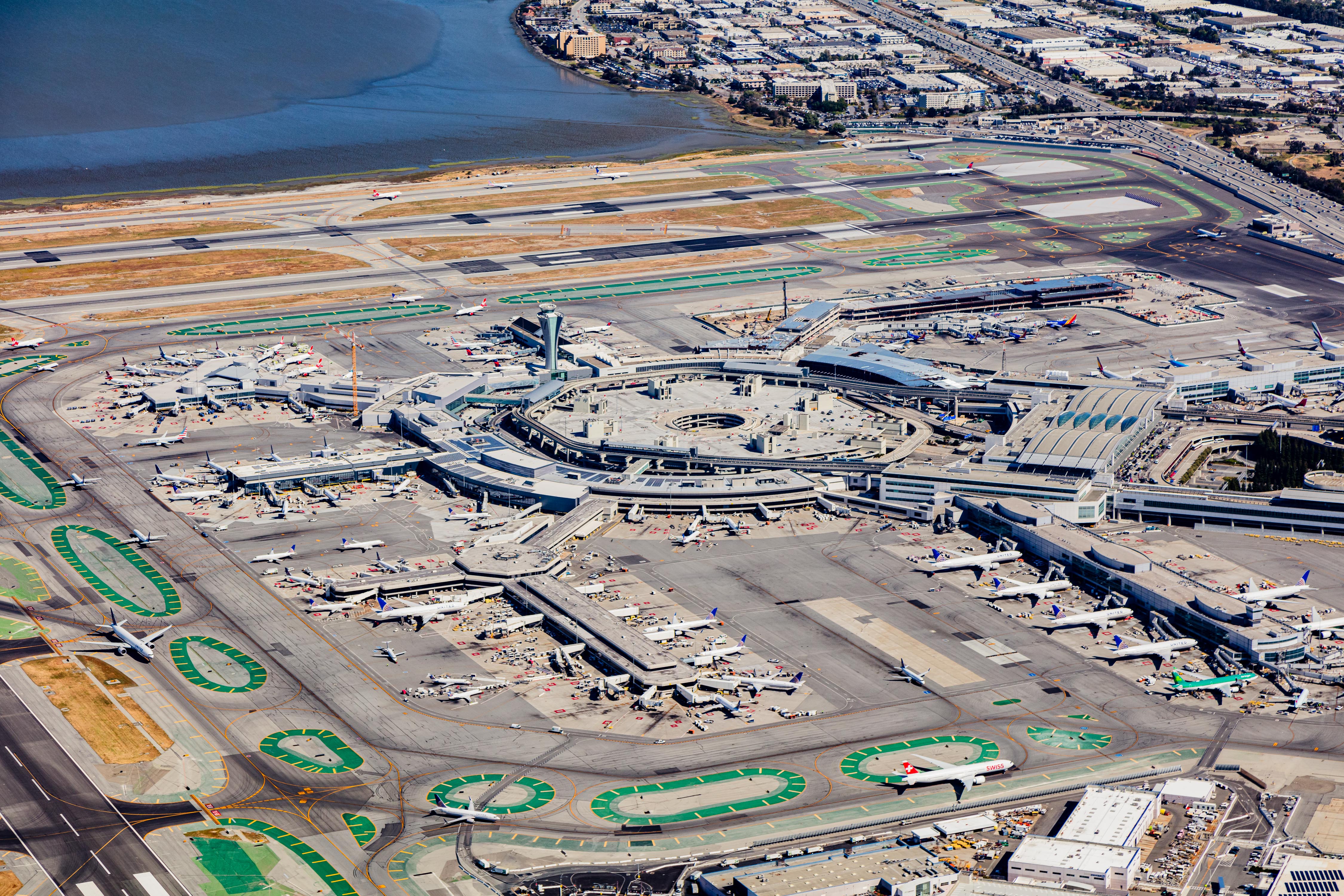 Aerial Airport Photography - Toby Harriman